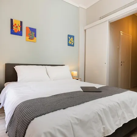 Stylish 3bd With Balcony * سالونيك