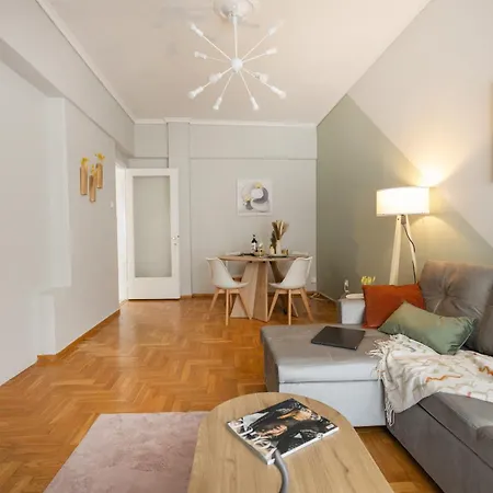Stylish 3bd With Balcony *
