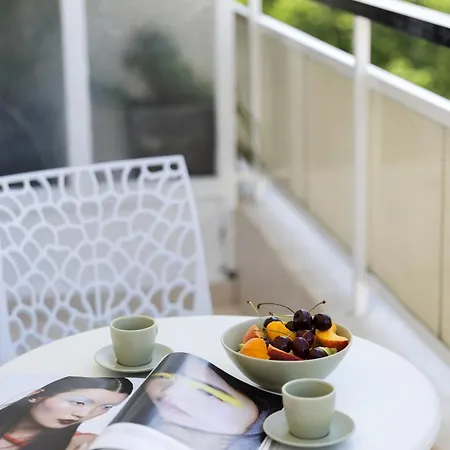 Stylish 3bd With Balcony * سالونيك