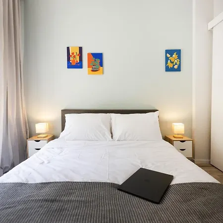Stylish 3bd With Balcony شقة