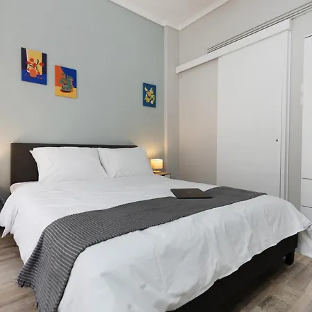 Stylish 3bd With Balcony