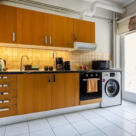 Stylish 3bd With Balcony شقة