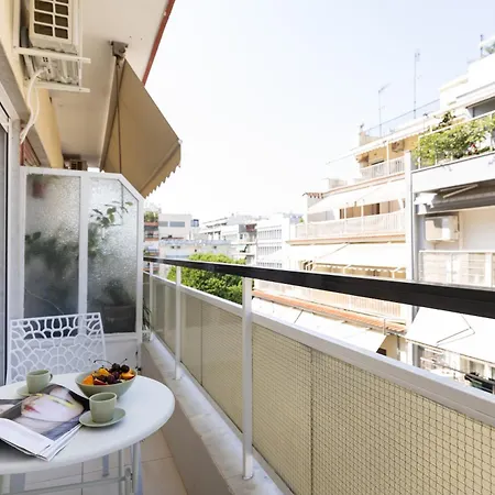 Stylish 3bd With Balcony
