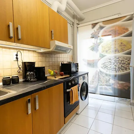 Stylish 3bd With Balcony *